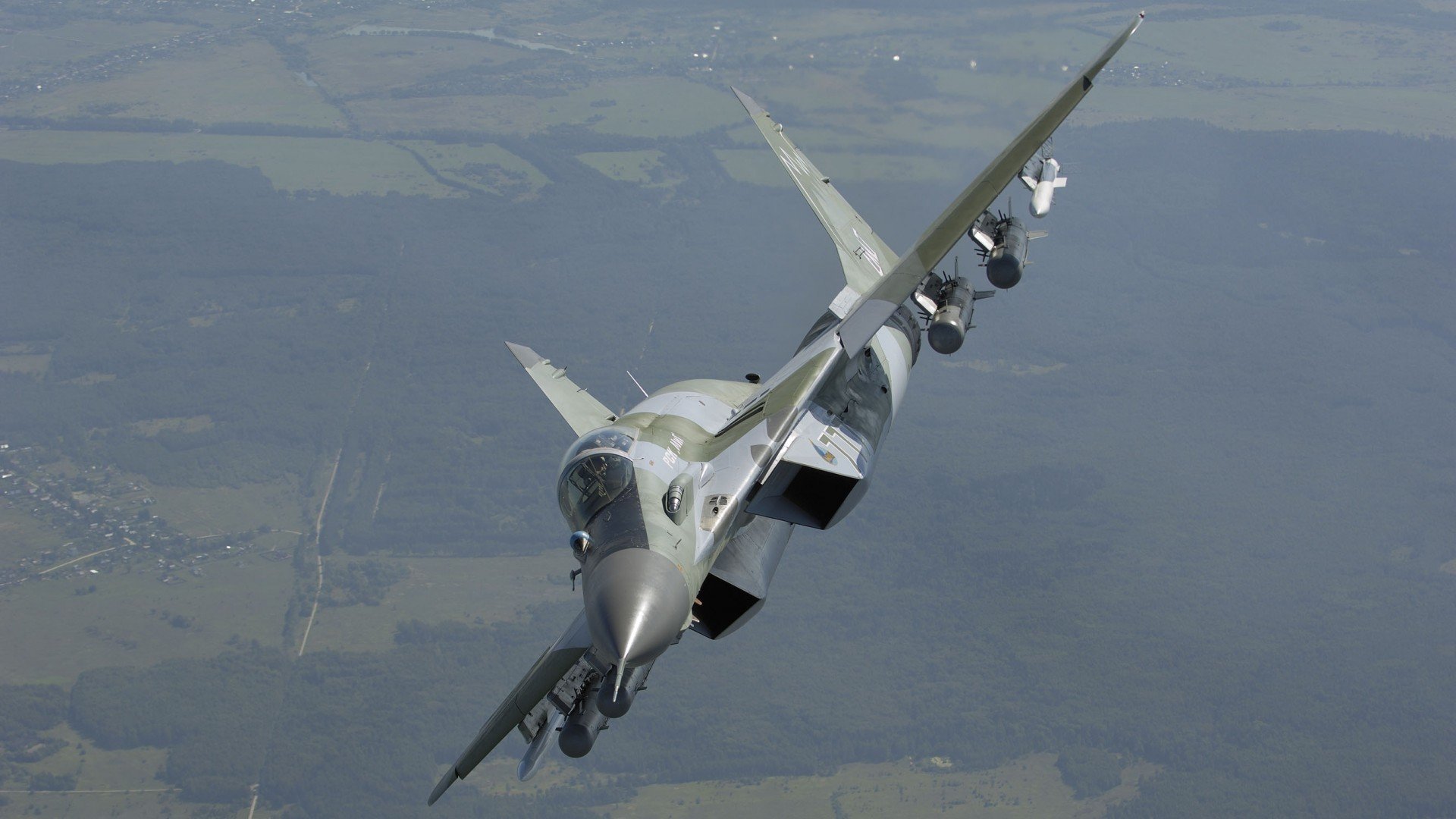 卢卡库一战封神！阿森纳鏖战里昂，赛后评分拉满的启示，从杵桩王到战术支点的完美蜕变