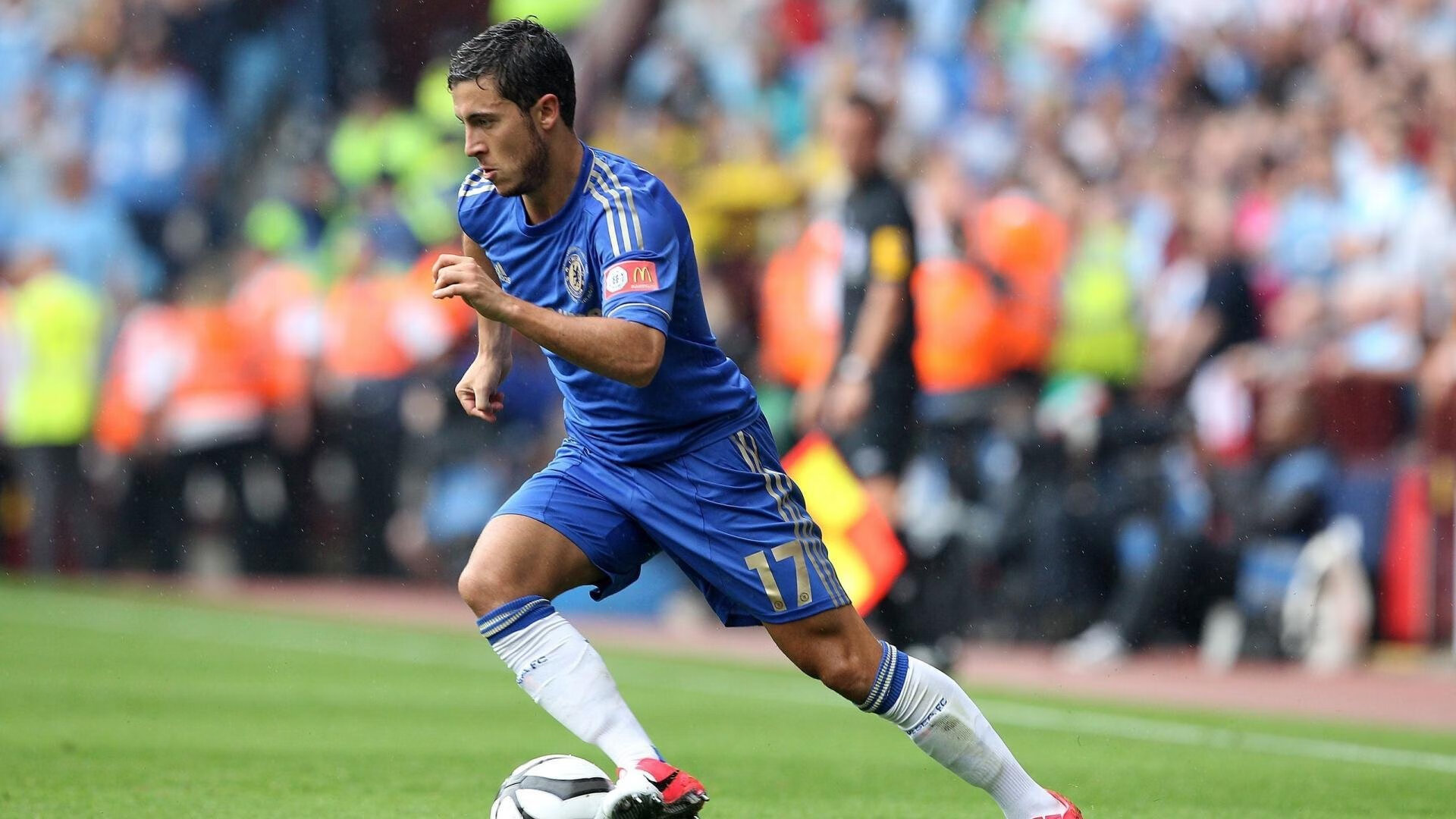 开云平台-拯救加纳的超级英雄，帕尔默单骑救主，将悬崖边的球队拉回正轨