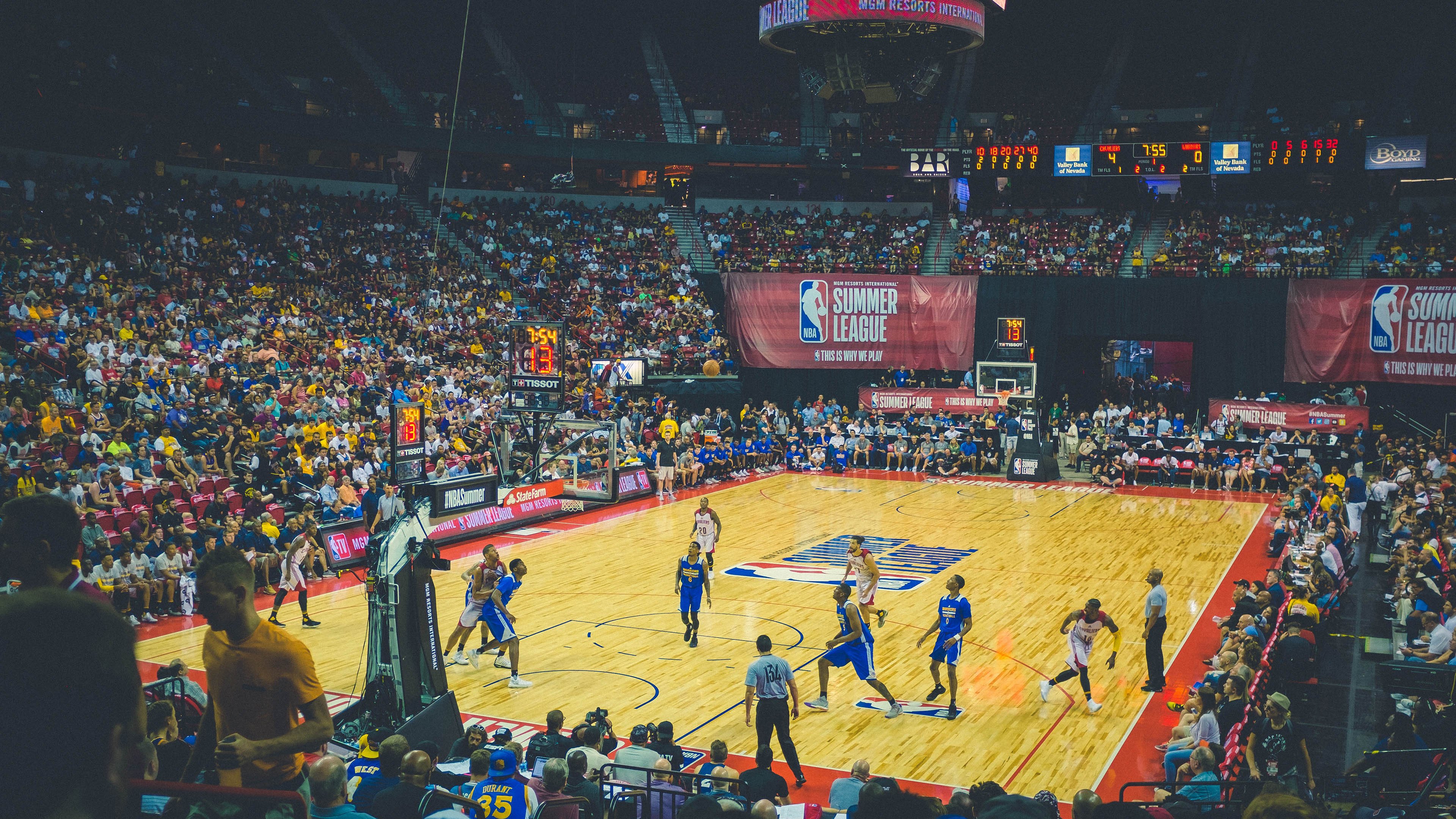 教科书级别的表演！外援伦纳德统治攻防，新疆主场力克强敌篮网